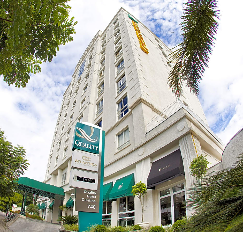 Quality Hotel Curitiba, Brazil. Цены от BRL229.