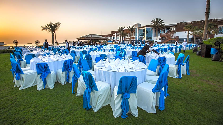 Dubai Marine Beach Resort Spa Rates From Aed375