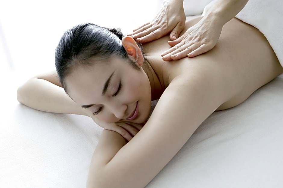 Beautiful japanese massage. Нарита массаж.