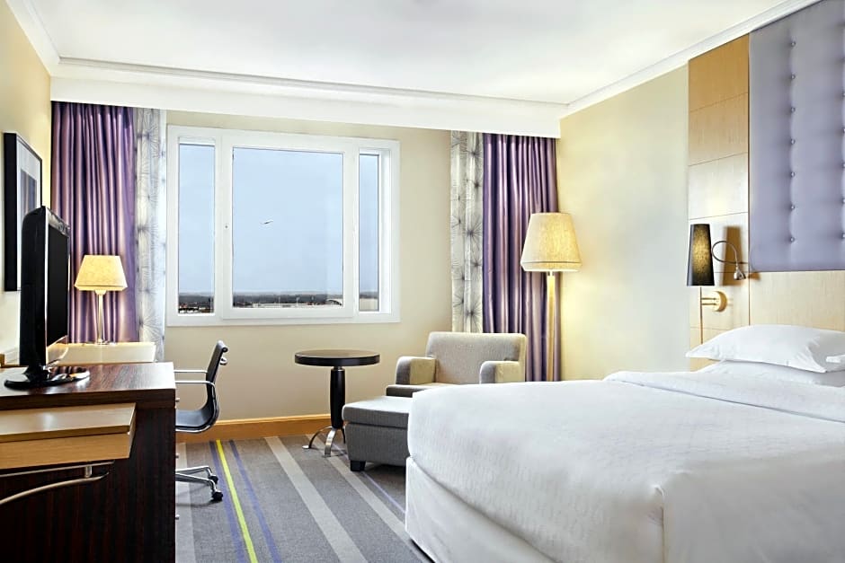 Sheraton Brussels Airport Hotel Zaventem Rates From Eur121