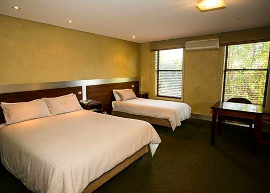 Comfort Inn Port Fairy Australia Rates From Aud165